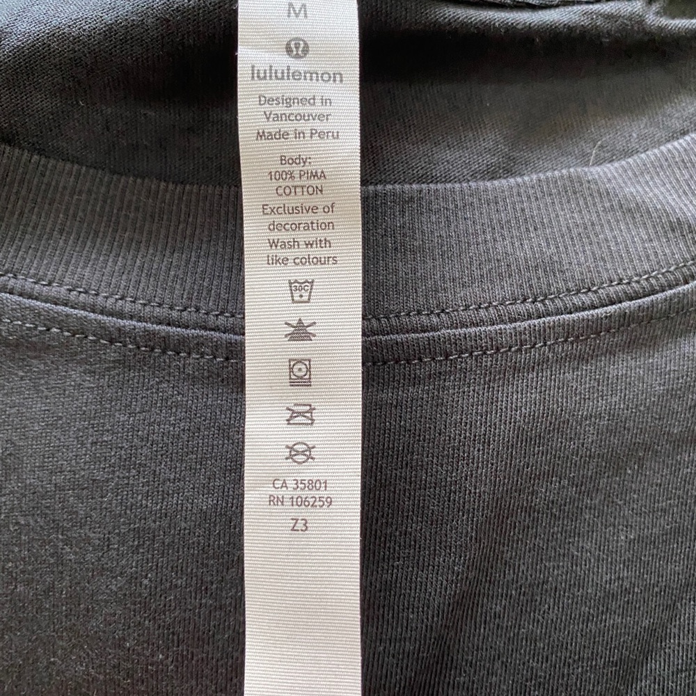 NWOT LULULEMON All Yours Boyfriend Box Tee Shirt Medium, Black - Picture 7 of 9